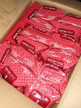 Paket mit sichergestelltem Wasserpfeifentabak