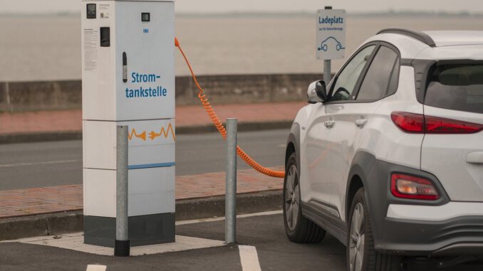 Charging Station E Mobility  - AKrebs60 / Pixabay