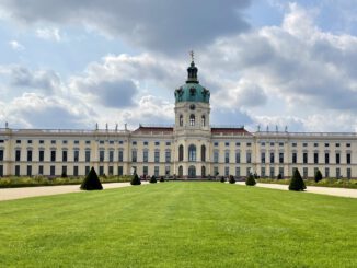 Charlottenburg Palace Berlin Castle  - Jylling / Pixabay