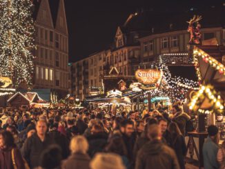 Christmas Market Christmas Frankfurt  - chriswanders / Pixabay