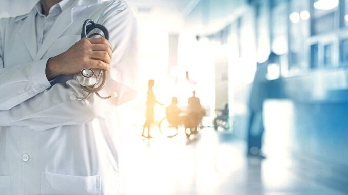 Doctor Hospital Healthcare Health  - tungnguyen0905 / Pixabay