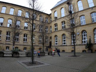 Kinder spielen auf einem Schulhof, über dts Nachrichtenagentur