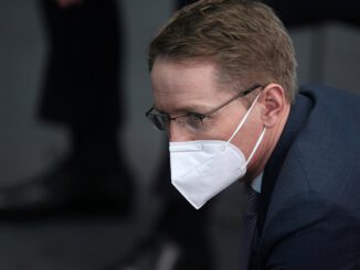 Daniel Günther mit Maske, über dts Nachrichtenagentur