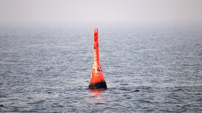 Eine Boje im Meer, über dts Nachrichtenagentur