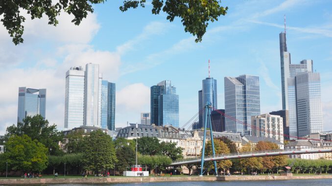 Frankfurt Am Main Germany Skyscrapers  - Hans / Pixabay