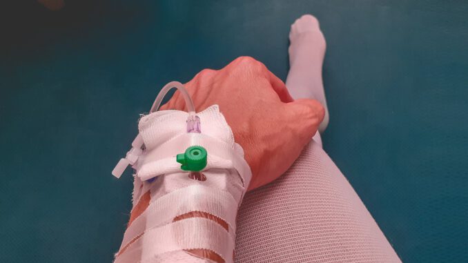 Hospital Ill Medical Treatment  - HG-Fotografie / Pixabay