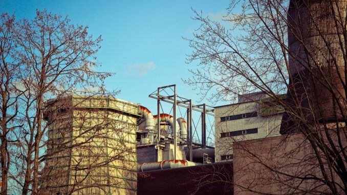 Industry Hot Water Boiler  - MichaelGaida / Pixabay