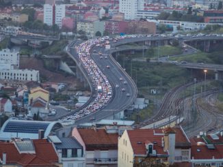 Lisbon Portugal Traffic Highway  - Flarius / Pixabay