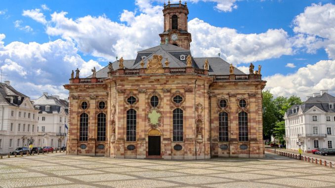 Ludwigskirche Saarbr%c%bccken Church  - planet_fox / Pixabay