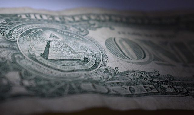 One Dollar Money Euro Illuminati One Dollar Money Euro Illuminati - MG_Photos / Pixabay