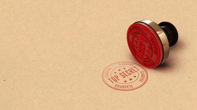 Secret Top Stamp Spy Army  - TayebMEZAHDIA / Pixabay