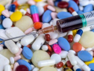 Syringe Needle Drug Medical  - Myriams-Fotos / Pixabay