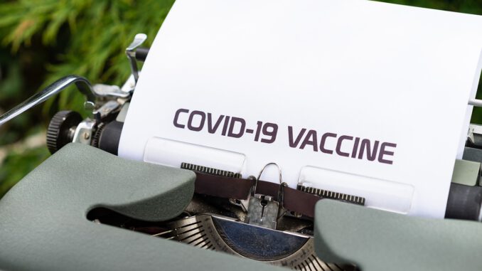 Typewriter Paper Covid  Vaccine  - viarami / Pixabay