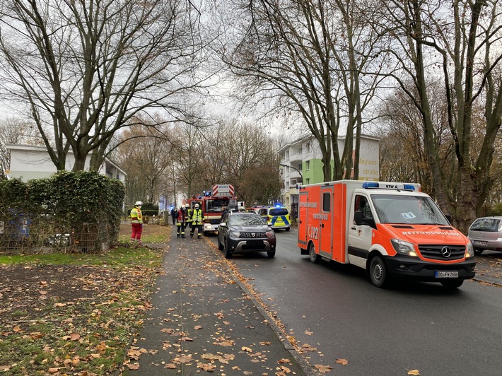 FW-DO: 29.11.2021 - Feuer in Wickede Bewohner verstirbt nach Zimmerbrand