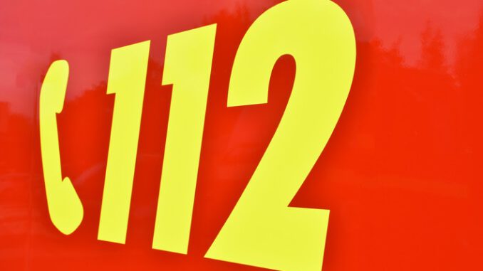 FW-DO: Junge Frau meldet Brand und beleidigt Feuerwehr- und Polizeikräfte