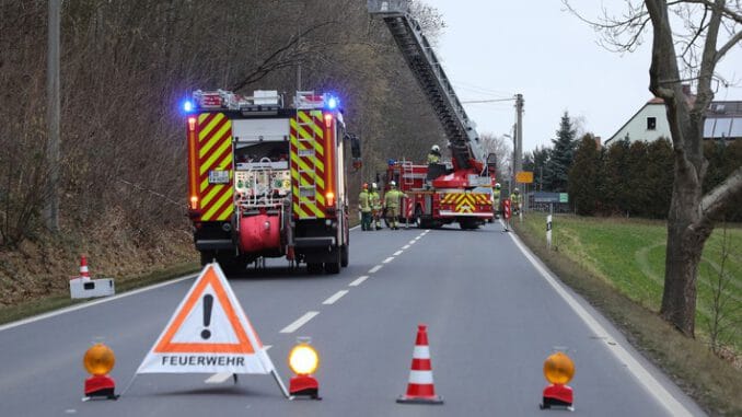 FW Dresden: Bilanz der Feuerwehr Dresden zum Einsatzgeschehen: Sturmtief &quot;Nadia&quot;