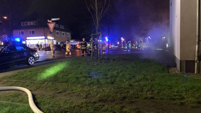 FW-GLA: Kellerbrand in Gladbeck Schultendorf