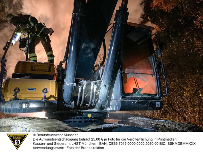 FW-M: Bagger in Brand (Moosach)