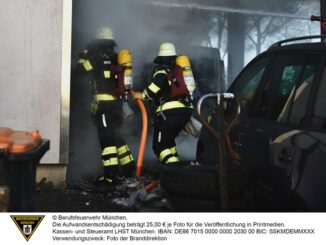 FW-M: Brand in Autowerkstatt (Mittersendling)