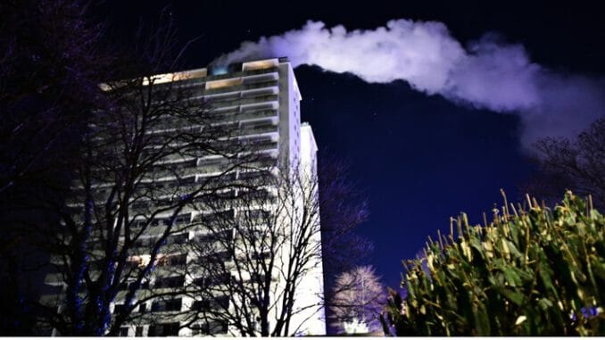 FW-M: Mann stirbt bei Zimmerbrand im Hochhaus (Bogenhausen)