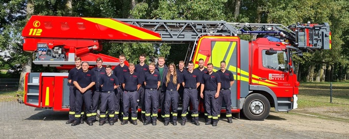 FW-WRN: Grundausbildung erfolgreich beendet - 15 neue Einsatzkräfte für die Freiwillige Feuerwehr Werne