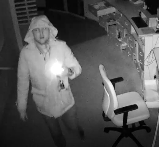 LPI-GTH: Öffentlichkeitsfahndung nach Hoteleinbruch